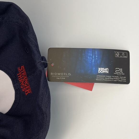 NEW 2025 Stranger Things Snapback Official Merchandise HAWKINS WSQK 94.5 Unisex - Picture 6 of 7